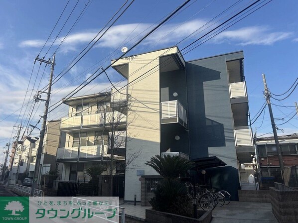 レオパレスラポールIの物件外観写真